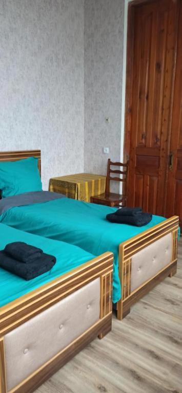Postel nebo postele na pokoji v ubytování Cozy home