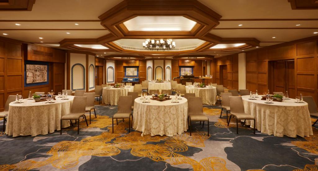 Ресторан / где поесть в Taj Fort Aguada Resort & Spa, Goa