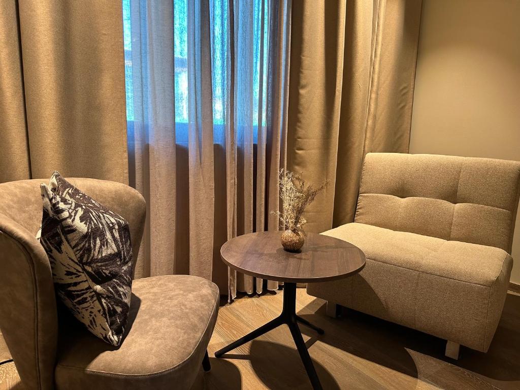 Posezení v ubytování Hafnerhotel - Das Kachelofen-Wohlfühlhotel