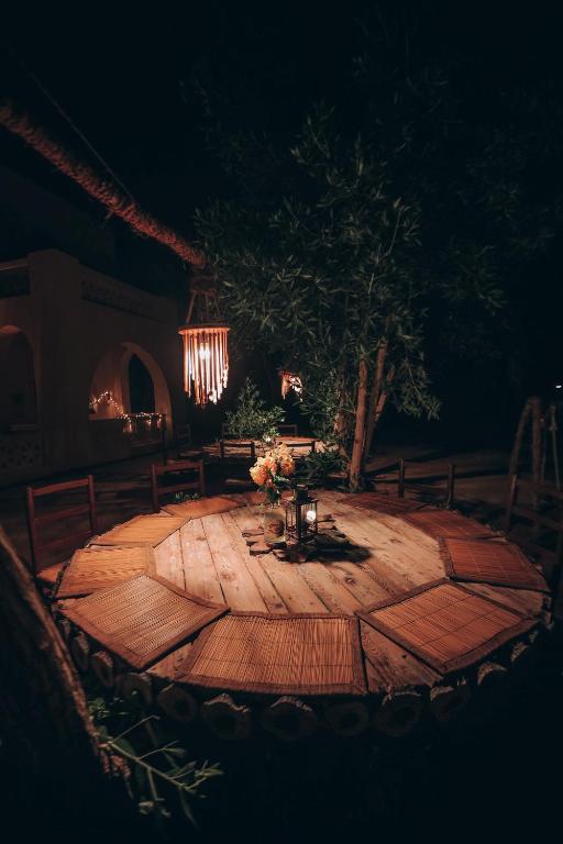 Zahrada ubytování Tzila Bahariya
