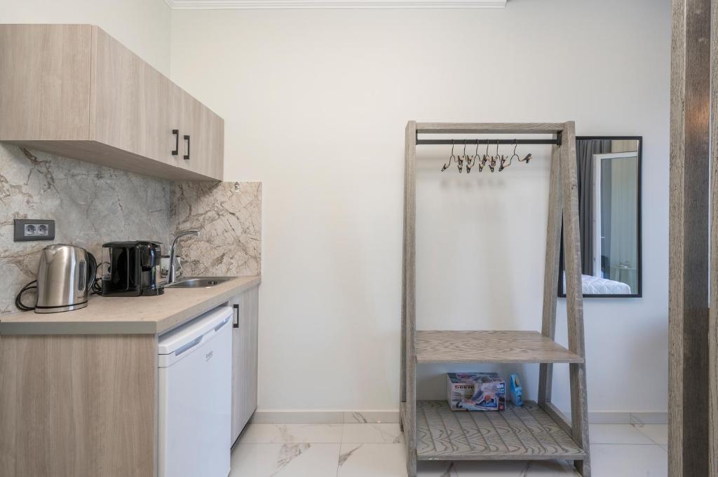 Alexia Seaview Apartments - 4