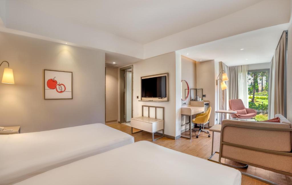Megasaray Club Belek - Standard Double Or Twin Room With Garden View
