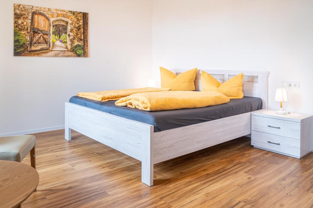 Postel nebo postele na pokoji v ubytování Gwuni B&B