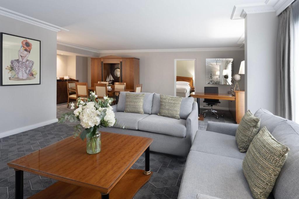 Delta Hotels by Marriott Heathrow Windsor - 
