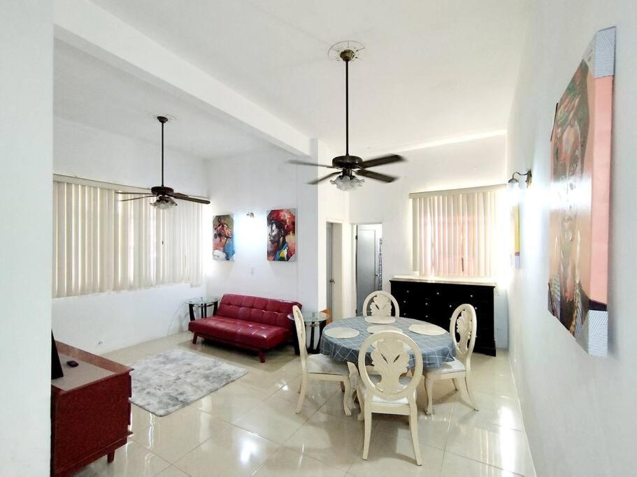 Ocupado, Nuevo Laredo (updated prices 2024)