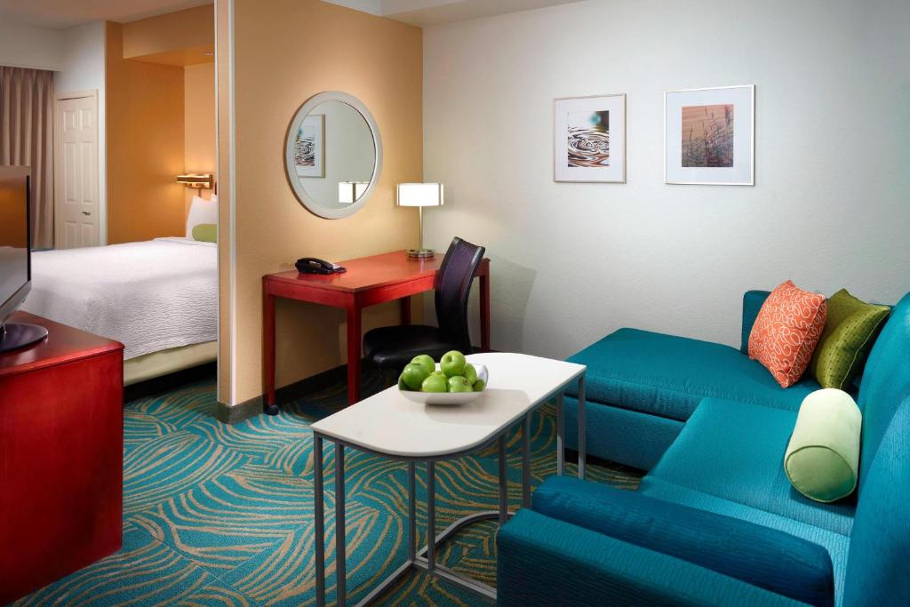 SpringHill Suites by Marriott Atlanta Buckhead - King Suite Con Sofá Cama