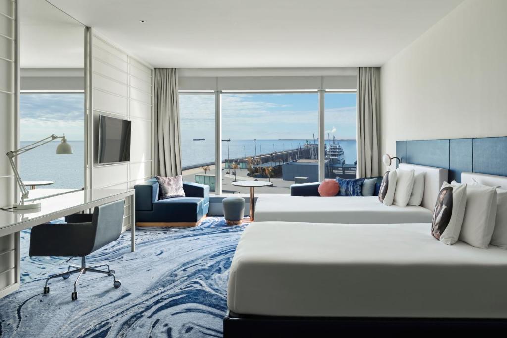 W Barcelona - Resim 25