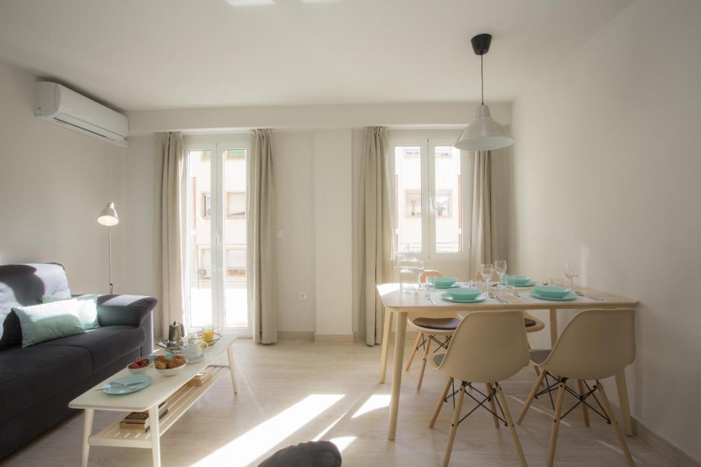 SingularStays Calderon