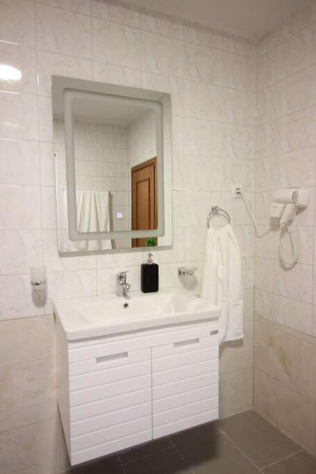Emblematic House 3 - Imazhi 2