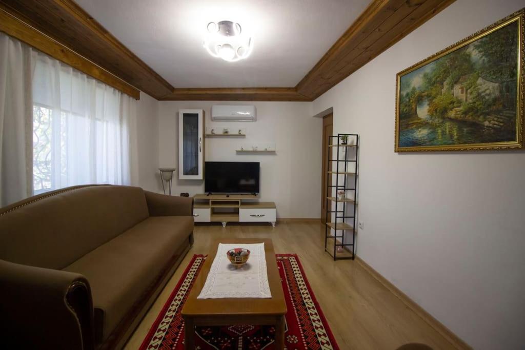 Emblematic House 3 - Imazhi 4