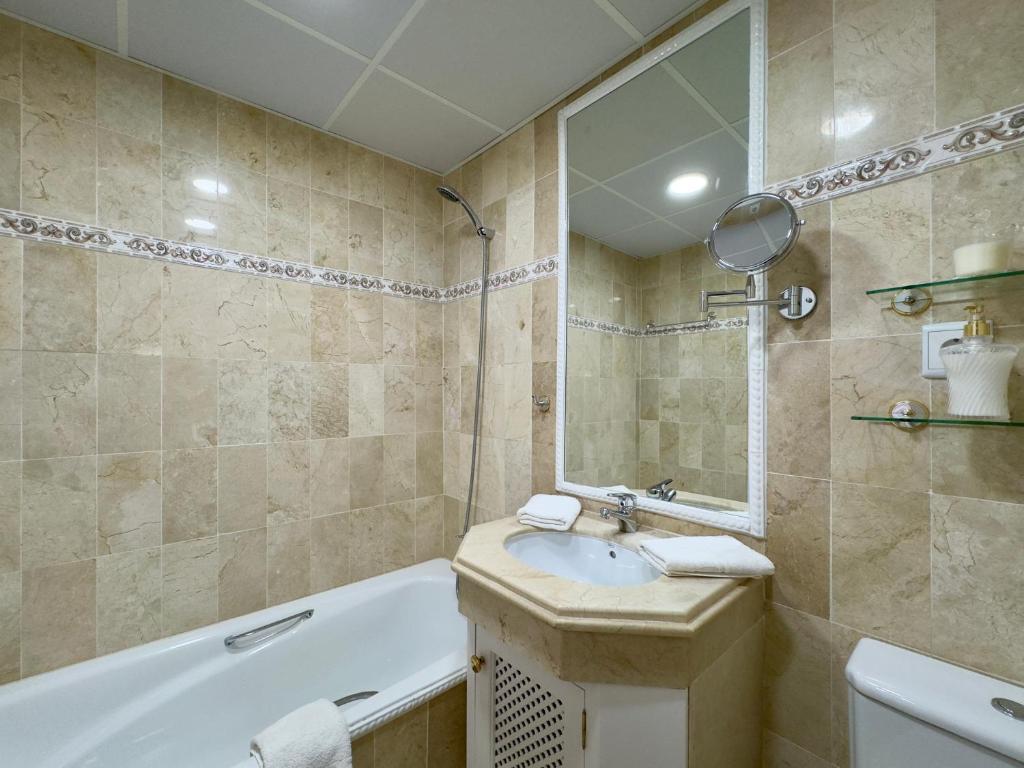 Kúpeľňa v ubytovaní Apartamento Marbella Alicate Beach