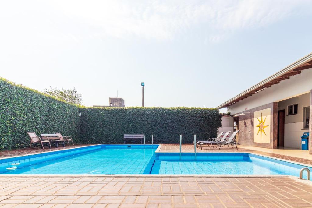 Bazén v ubytování Luz Hotel by Castelo Itaipava nebo v jeho okolí