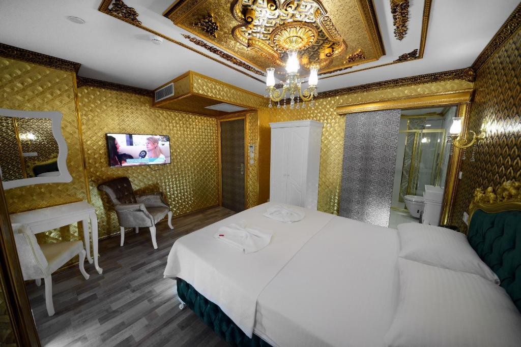 TV a/nebo společenská místnost v ubytování Fatih Babel Park Hotel