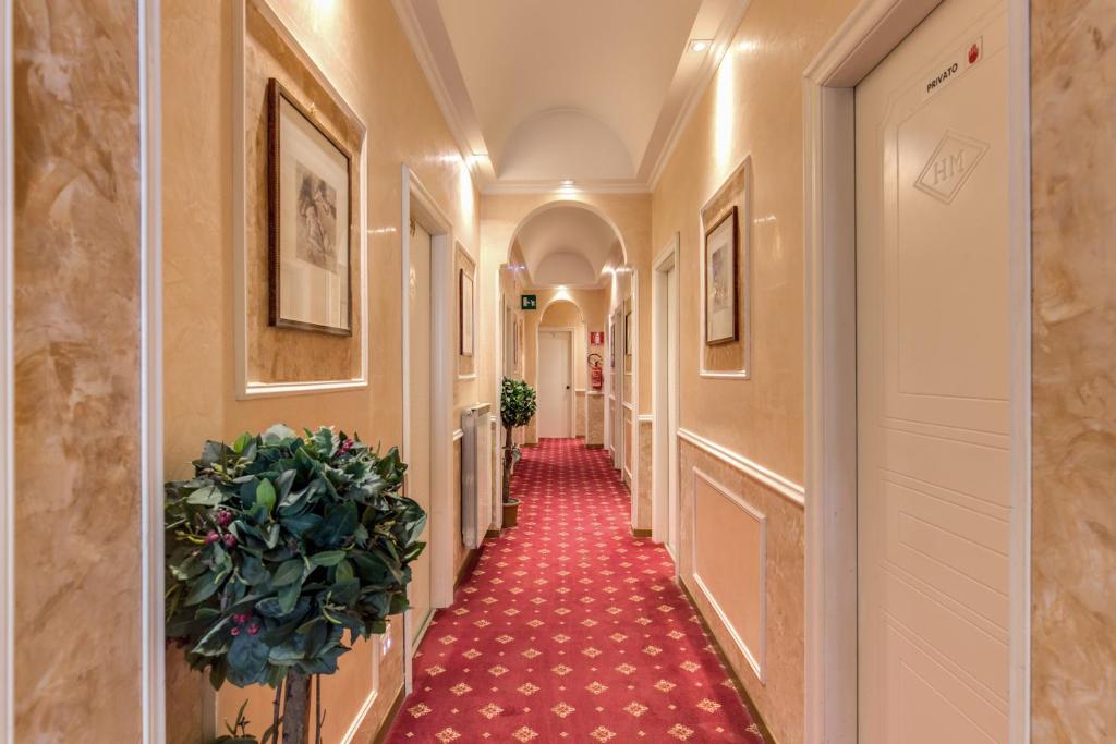 Hotel Martini - Resim 9