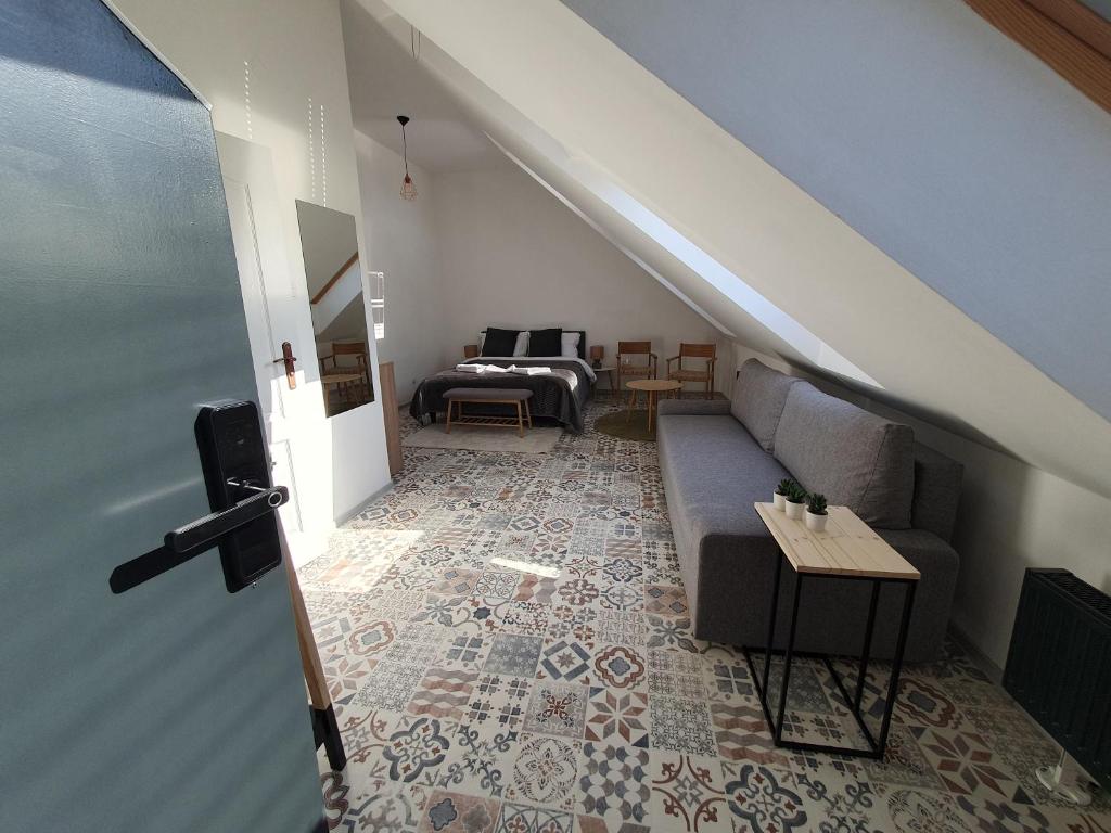 WE STAY APARTMENTS - Large Double Room