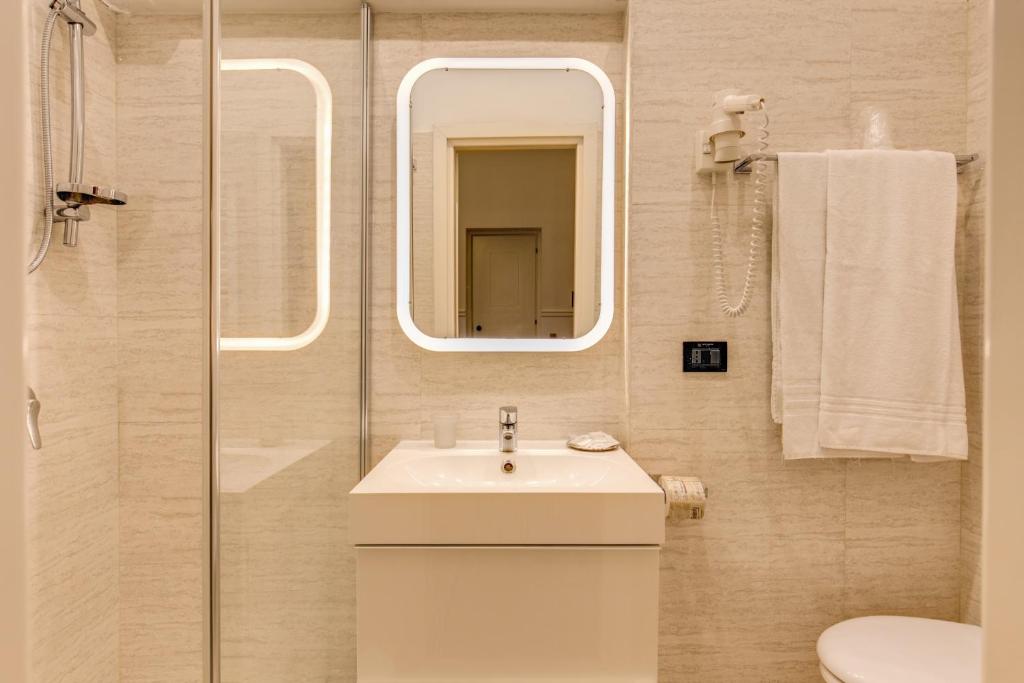 Hotel Martini - Resim 8