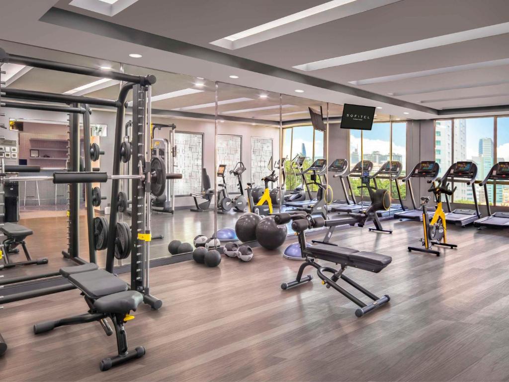Fitness centrum a/nebo fitness zařízení v ubytování Sofitel Saigon Plaza