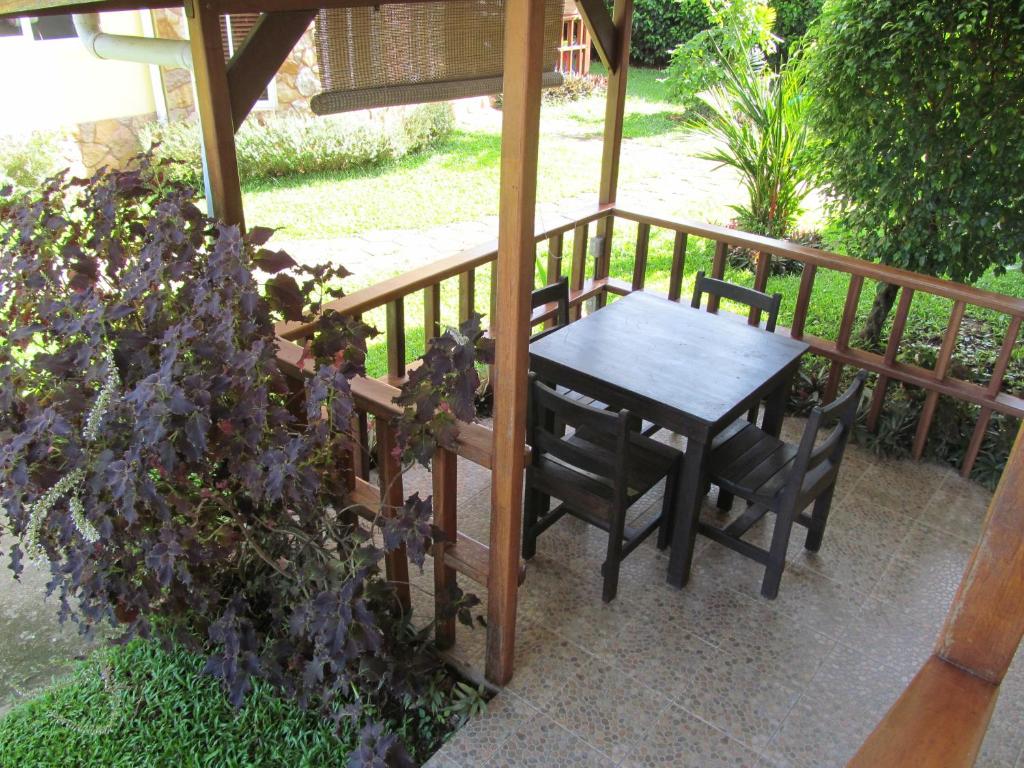 Zahrada ubytování Marfi Inn