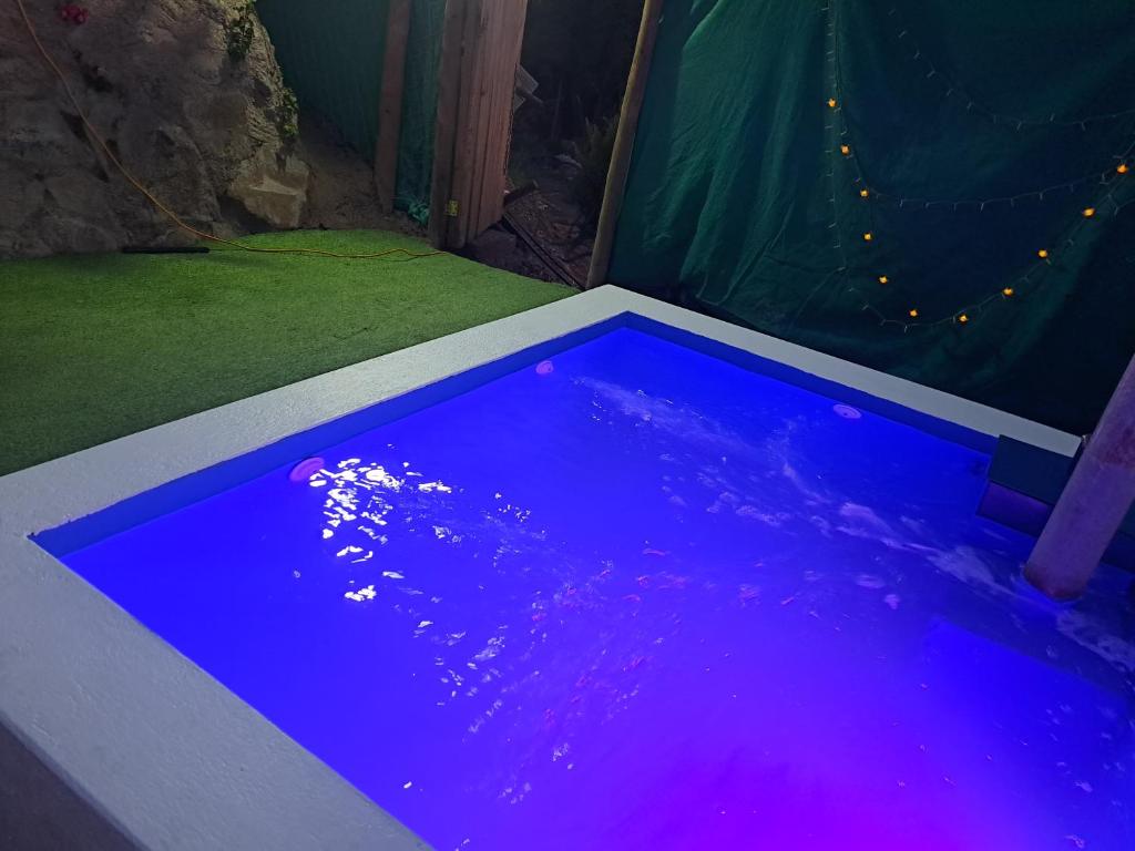 Casa Vista del sol, con piscina, tinaja, y quincho