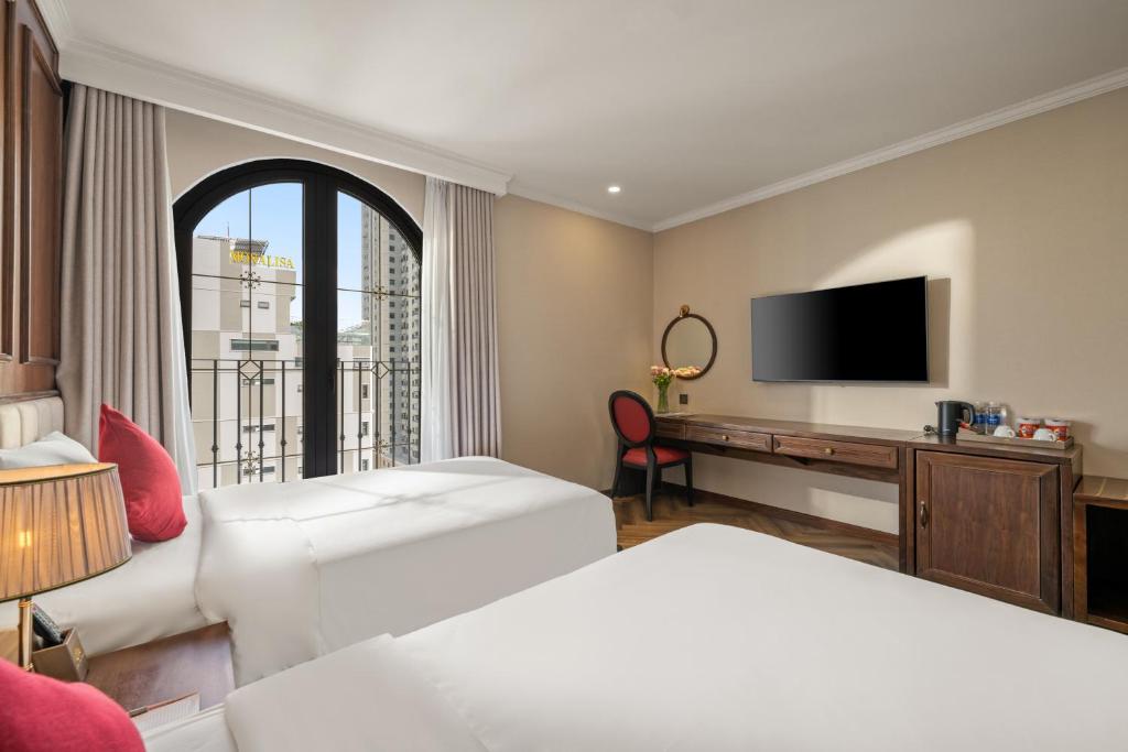 Special Offer - Superior Twin Balcony City View