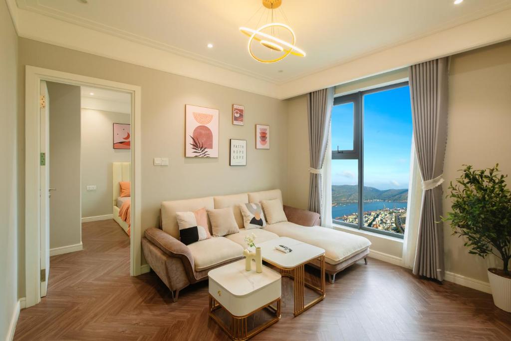Kennie's House Căn hộ khách sạn cao cấp Altara Quy Nhơn Residences