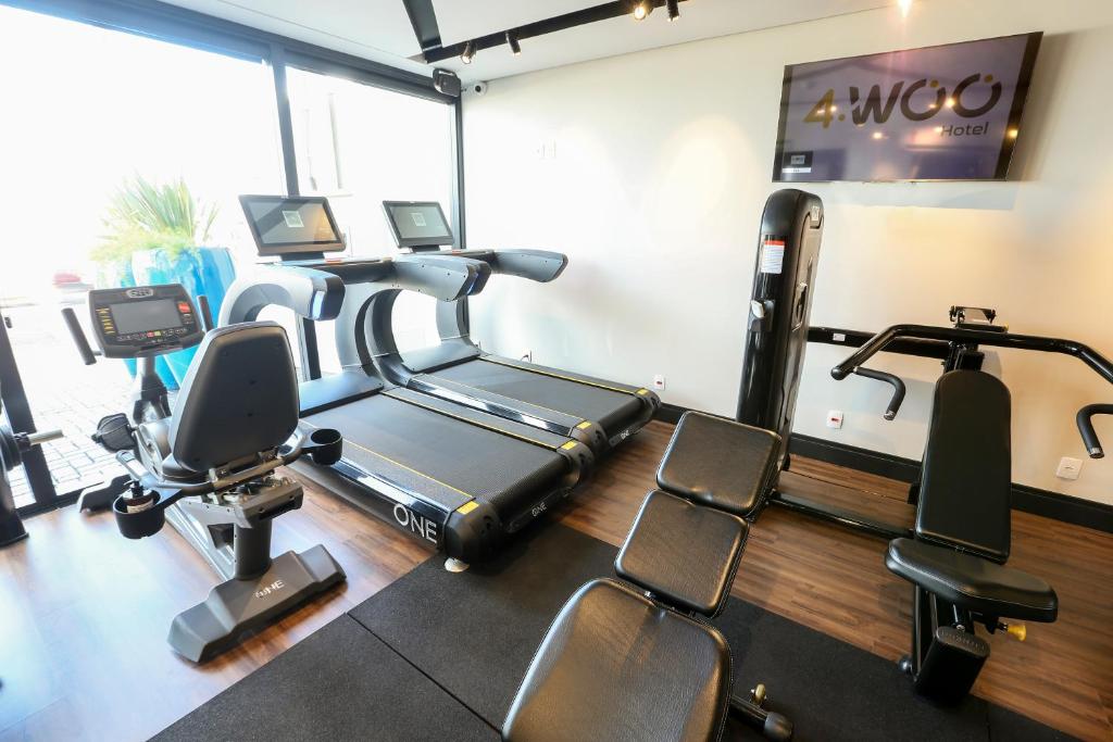 Fitness centrum a/nebo fitness zařízení v ubytování 4WOO