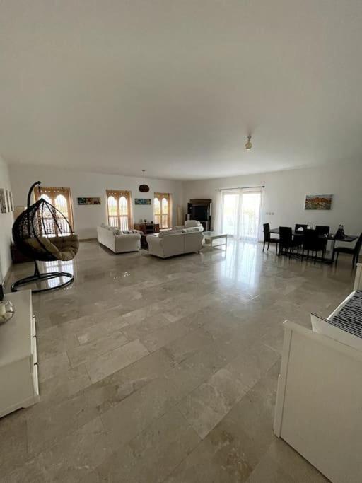 امکانات Jabal Sifah Tha Marina View Apartment - تصویر ۴