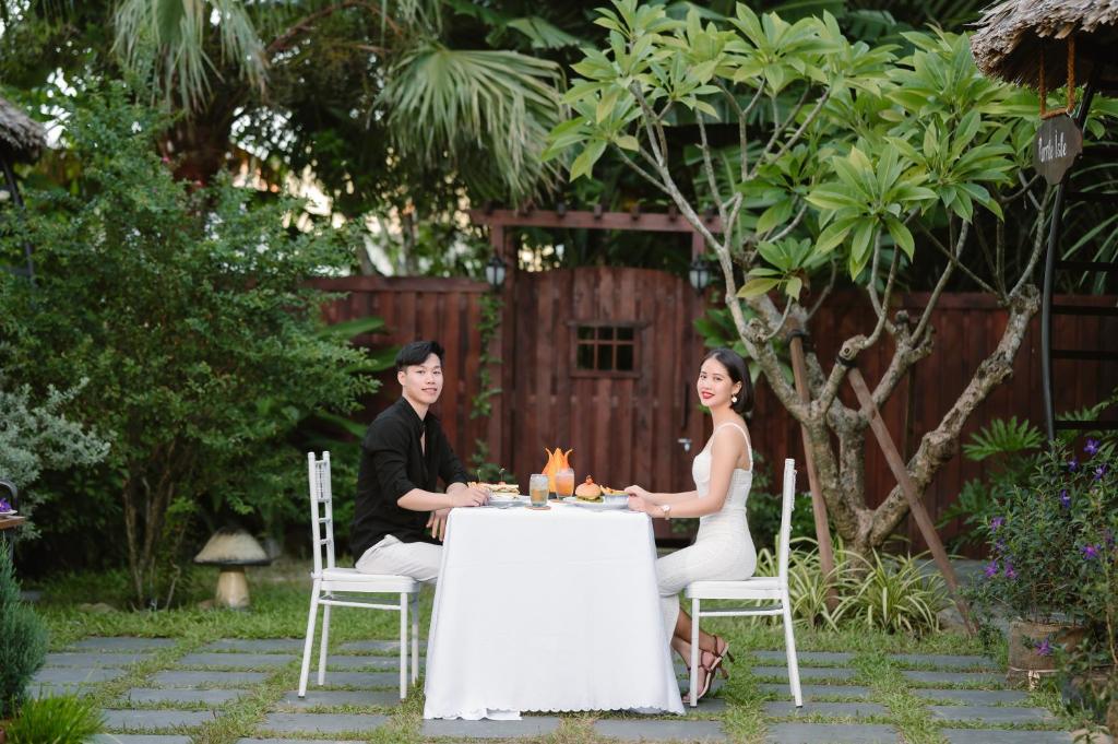 Hosté ubytování Shining Riverside Hoi An Boutique & Spa