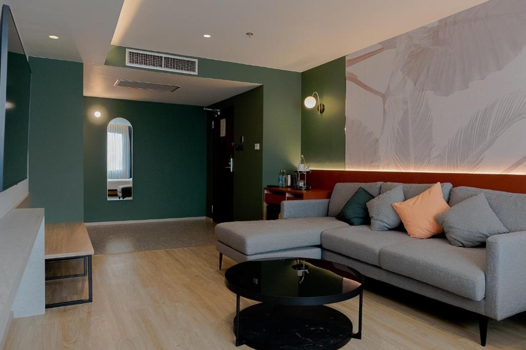Posezení v ubytování Buri Sriphu Hotel