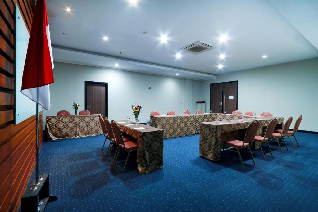 Konferenční prostory v ubytování Hotel Dafam Pekalongan