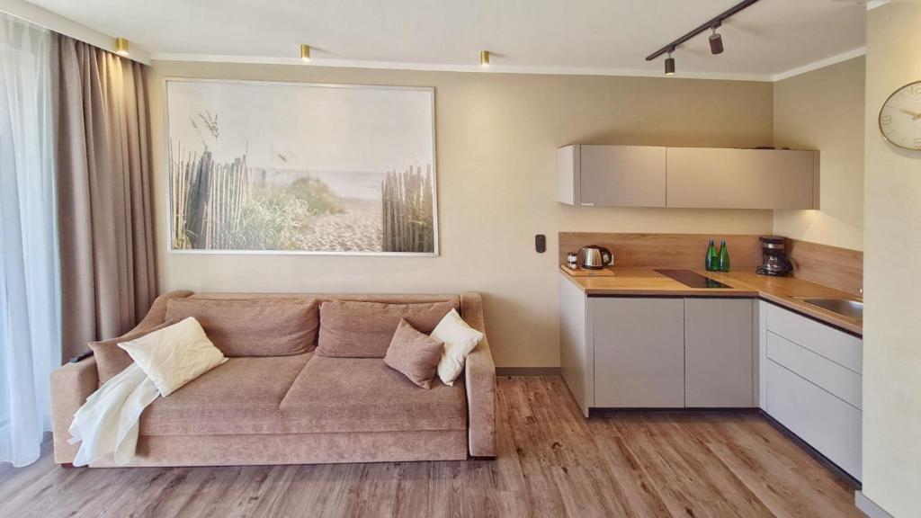 Køkken eller tekøkken på HolidayHomePL Bel Mare 305e z sypialnią i z balkonem