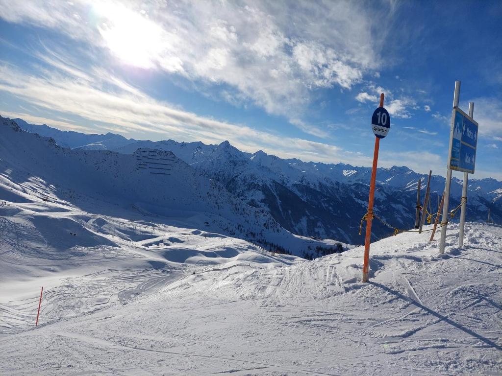 Gästeheim Pötscher during the winter