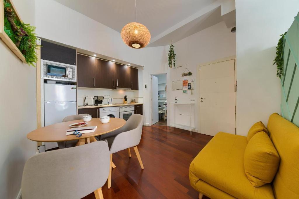Apartments Holidays2Malaga City Center - Housity