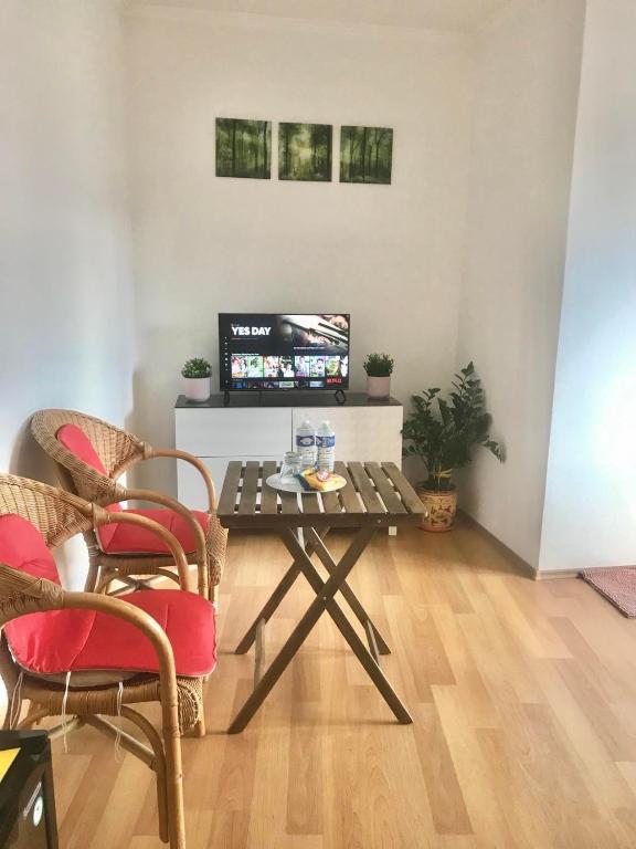 TV a/nebo společenská místnost v ubytování Fresh house