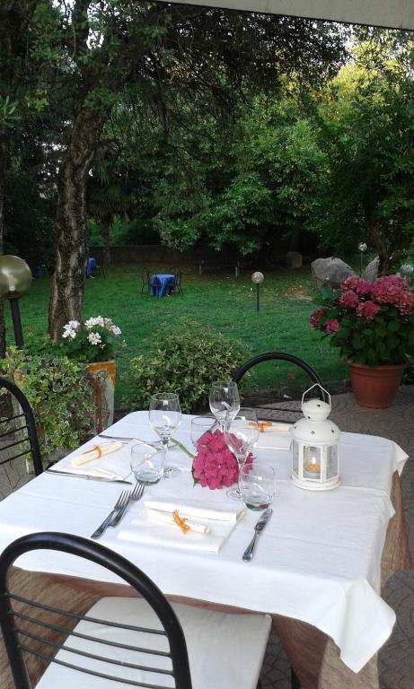 Zahrada ubytování Al Castello Bed and Breakfast