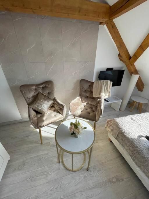 Esprit Beige - Joli Studio Salengro - Sauna & Sport club – photo 9