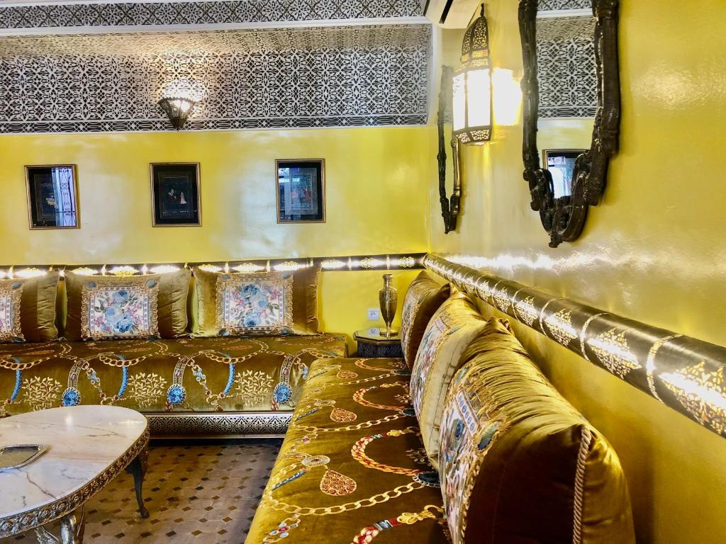 Area soggiorno di Riad Ibn Battouta & Spa