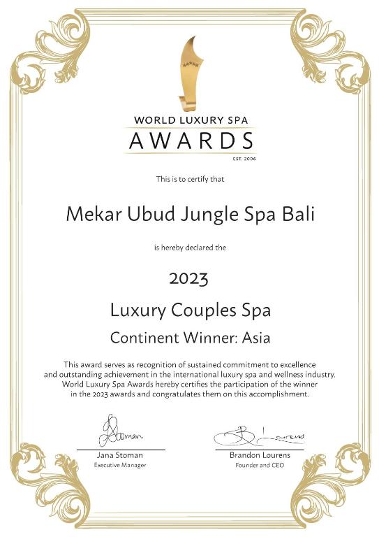 Certifikát, hodnocení, plakát nebo jiný dokument vystavený v ubytování K Club Ubud