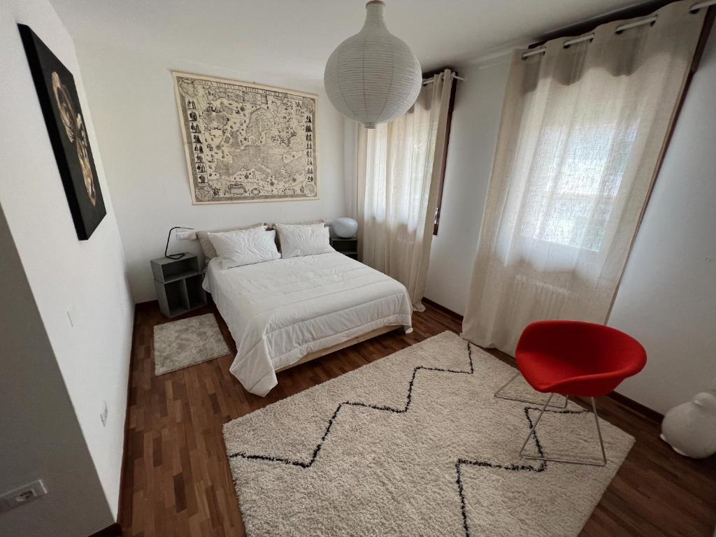 Crestudio Stanza accogliente vicino al Ponte Vecchio - Housity