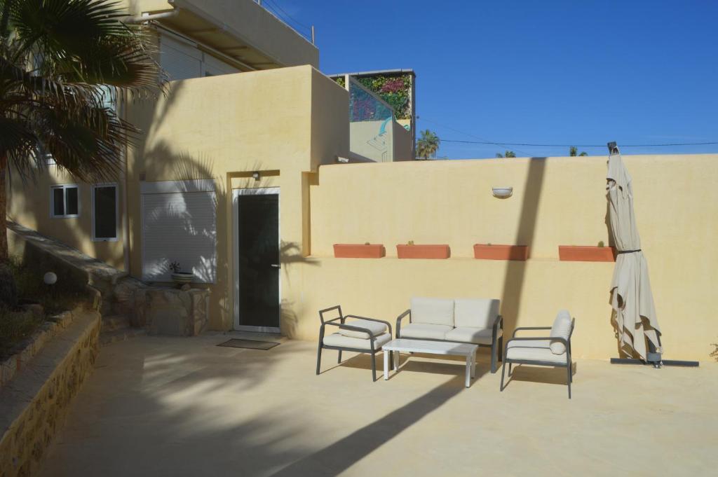 Fotografie z fotogalerie ubytování Excepcional Apartamento LOFT a pie de playa en CHALET ROQUETES v destinaci Alicante