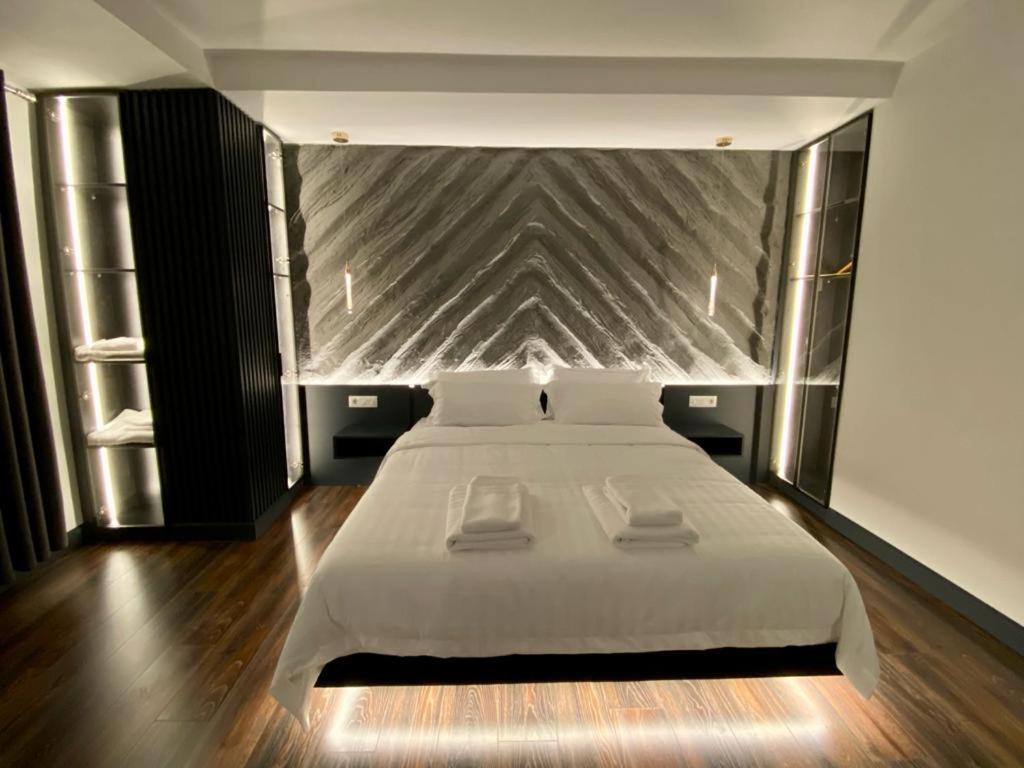 Tirana Central Rooms - Imazhi 3