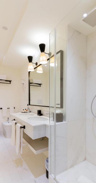 California Park Hotel - Standard Double Room