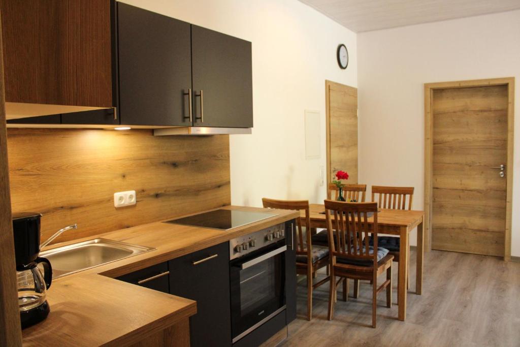 Ferienwohnung Pfrang - Two-Bedroom Apartment