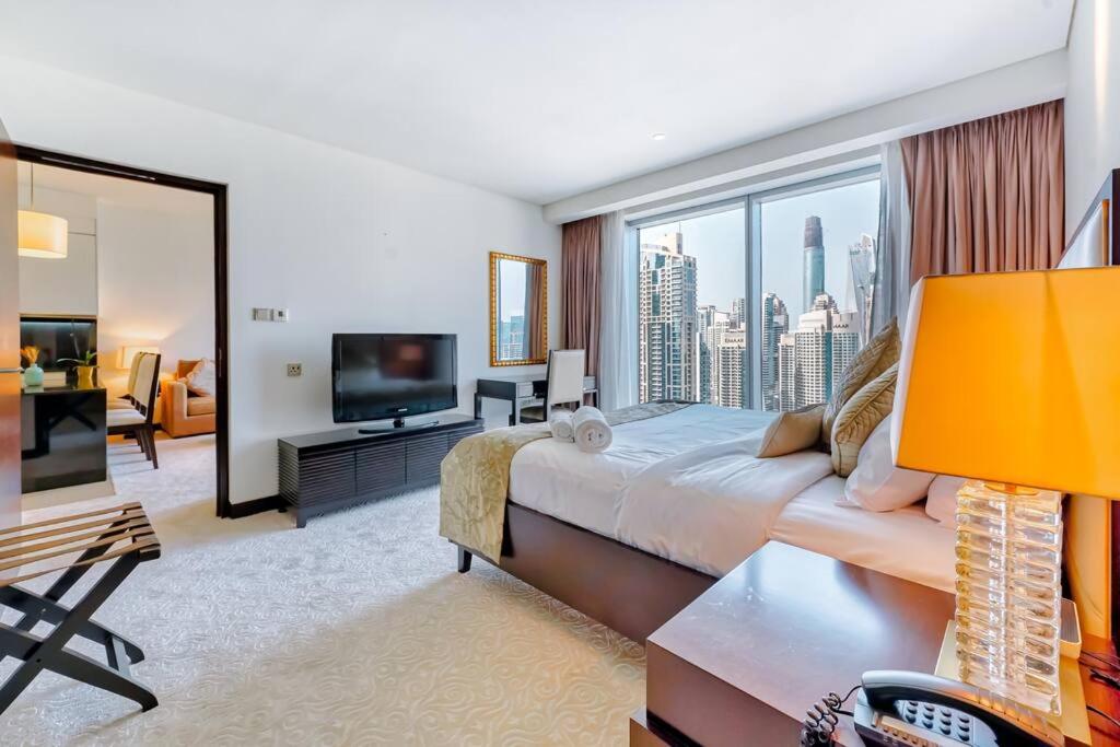 Fotografie z fotogalerie ubytování Astonishing 1 Bed in The Address Dubai Marina Mall v Dubaji