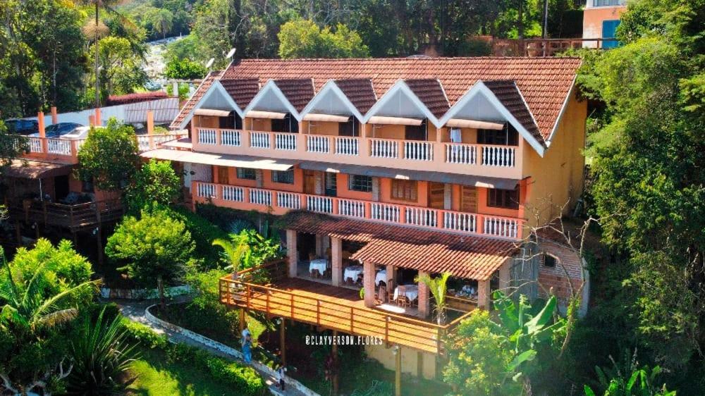 an overhead view of a large house with a balcony at Pousada Pinhalense in Santo Antônio do Pinhal