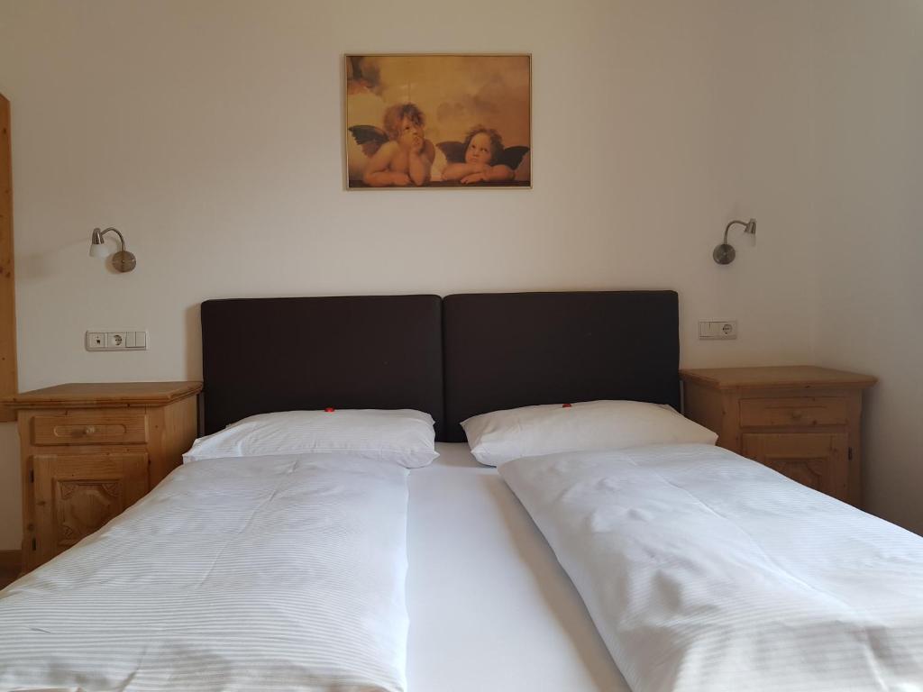 Postel nebo postele na pokoji v ubytování Hotel Fernblick