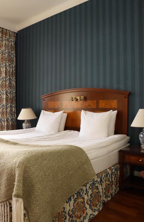 Postel nebo postele na pokoji v ubytování Grand Hotel Saltsjöbaden