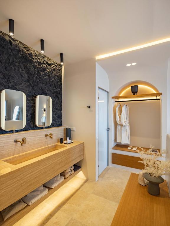 Santo Mine Oia Suites - 8