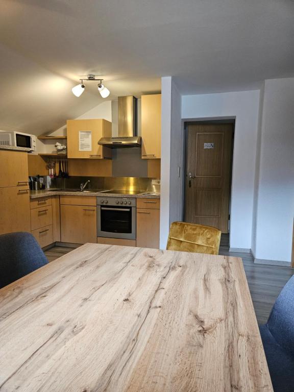 Kuchyň nebo kuchyňský kout v ubytování Appartement Reindl