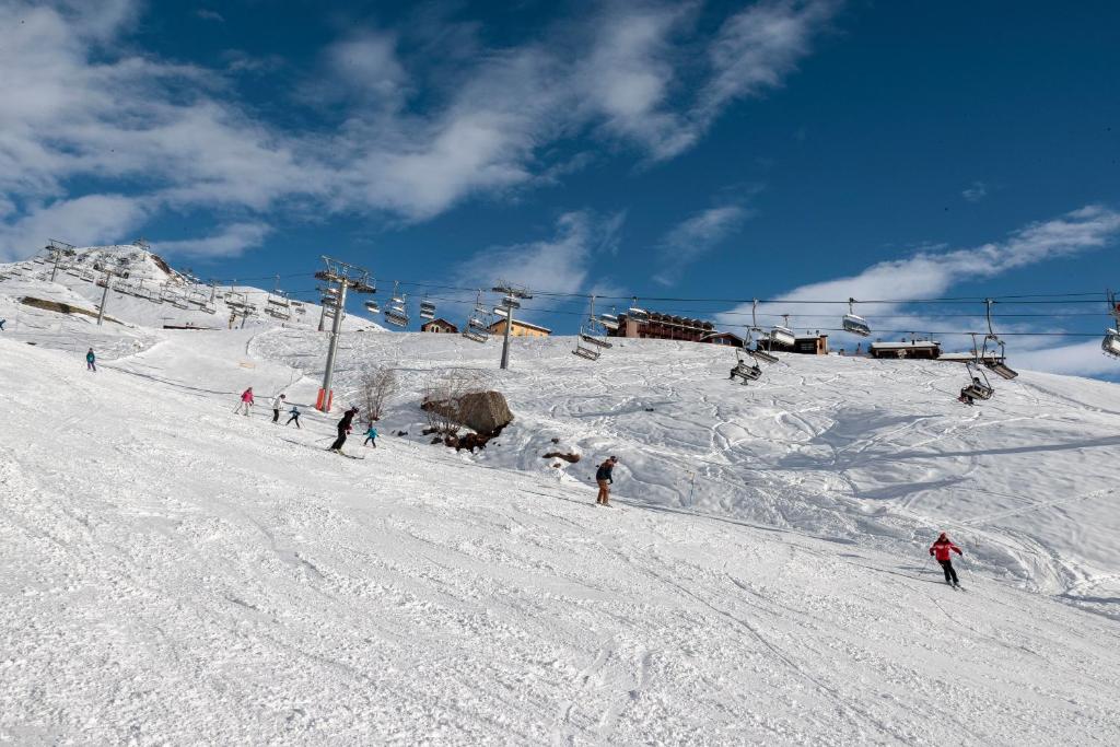 Skiing at Az apartmant or nearby